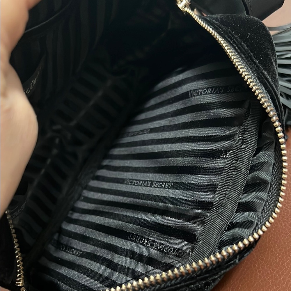 Victoria's Secret Black Quilted velvet Crossbody or belt bag - Picture 9 of 10